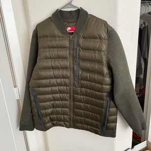 Nike aeroloft bomber jacket tech fleece